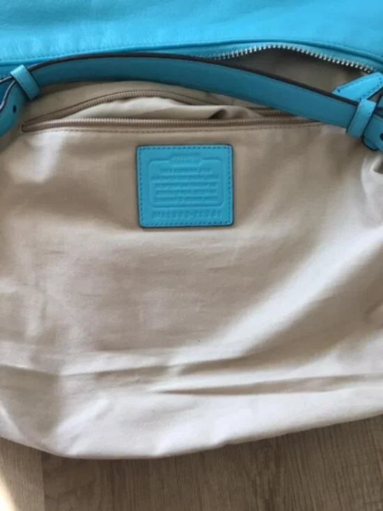 Coach Legacy Courtenay Hobo Bag in Vibrant Aqua Blue Leather w/Tassels & Hangtag - Picture 8 of 8